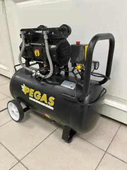 Бесшумный безмасляный компрессор Pegas pneumatic PG-1400 проф-3